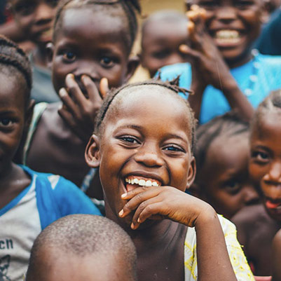 Photographie d'enfant représentant la perénité